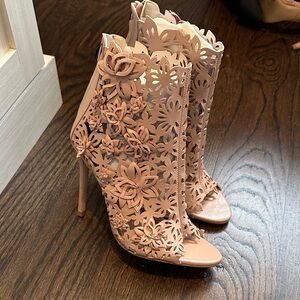 Zara Floral Cutout Heels - Blush